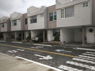 Foto 1 de ¡Casa en Renta en Conjunto Primavera – Sector Calderón!