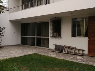 Foto 22 de Oferta, bajó de precio ! Vendo casa en avenida Las Artes Nortes .San Borja