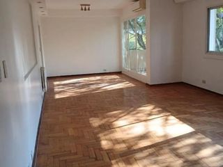 Foto 5 de Gran Departamento 4 Ambientes en Belgrano con Cochera Fija