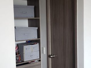 Foto 11 de SE VENDE APARTAMENTO DE GRAN GRANADA