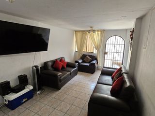 Foto 2 de 🏡✨ ¡Gran Oportunidad! Departamento Espacioso en Surco – Sagitario con Cochera 🚗 ✨🏡