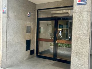 Foto 2 de Departamento en Venta en Retiro - Apto Profesional 80 m²