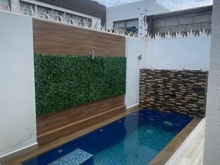 Foto 2 de Casa Amoblada en Alquiler - Urbanización Manta Tenis