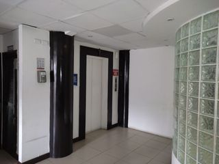 Foto 2 de Venta de consultorio con múltiples espacios - sector Kennedy Norte