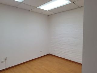 Foto 6 de RENTA LOCAL COMERCIAL INDUSTRIAL DE ALTO IMPACTO UBICACIÓN ESTRATÉGICA ENTRE GASPAR DE VILLARROEL Y PARÍS