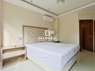 Foto 4 de Apartamento de 3 Habitaciones en Venta en Planta Baja en Urb. La Riviera con Patio y Muebles de diseñadora
