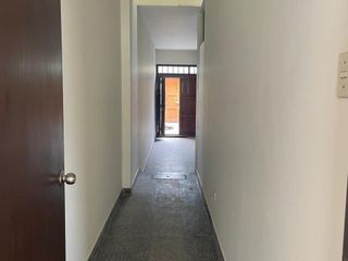 Foto 11 de Surco amplia casa cerca Av. Caminos del Inca / Benavides