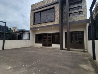 Foto 1 de VENTA DE CASA COMERCIAL