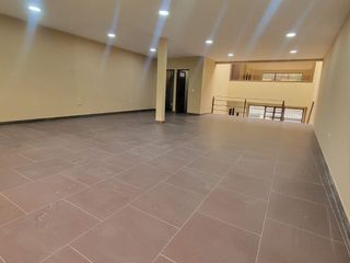 Foto 8 de VENTA DE CASA COMERCIAL