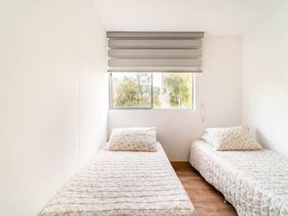 Foto 2 de Moderno y tranquilo apartamento en uno de los sectores más exclusivos de Medellin