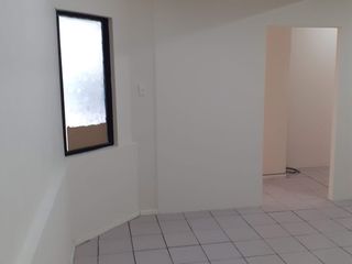 Foto 7 de VENTA LOCAL 73 M2 SECTOR VOZ DE LOS ANDES, CENTRO NORTE, QUITO