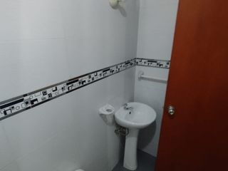 Foto 13 de ALQUILO AMPLIO DEPARTAMENTO EN BRISAS DE OQUEND CALLAO 120M2