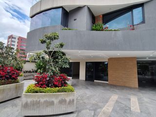 Foto 1 de RENTA LOCAL COMERCIAL EN PLANTA BAJA CALLE EL BATAN Y AV. ELOY ALFARO