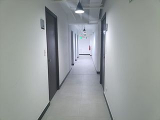 Foto 10 de Alquiler Oficina de Estreno en Barranco Cerca A Miraflores – Condominio de Lujo Empresarial