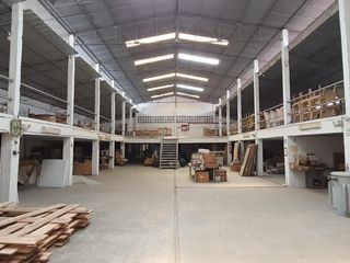 Foto 1 de BOGEGA EN VENTA MAPASINGUE OESTE GUAYAQUIL