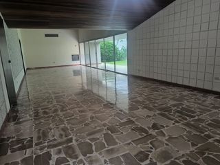Foto 22 de ALQUILER - DEPARTAMENTO TIPO CASA 1 PLANTA - 3 DORMITORIOS 3 BAÑOS - SALA - COMEDOR - COCINA CON COMEDOR DIARIO - DORMITORIO SERVICIO - PATIO AMPLIO