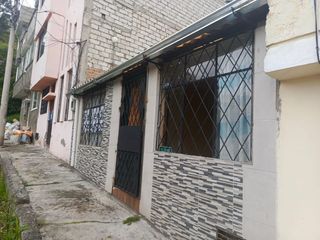 Foto 1 de En Venta Casa Sur De Quito - Sector La Mena 2