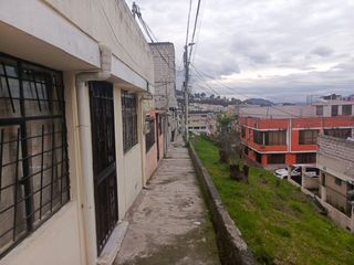 Foto 2 de En Venta Casa Sur De Quito - Sector La Mena 2