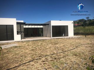 Foto 22 de VENTA DE  PROPIEDAD EN  YUNGUILLA CON 1000m de terreno