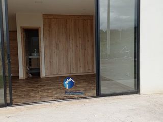 Foto 8 de VENTA DE  PROPIEDAD EN  YUNGUILLA CON 1000m de terreno