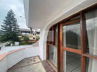 Foto 6 de CASA EN RENTA, ROJAS, CUMBAYÁ, 4 DORMITORIOS, INDEPENDIENTE