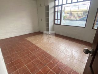 Foto 8 de CASA EN RENTA, ROJAS, CUMBAYÁ, 4 DORMITORIOS, INDEPENDIENTE