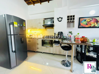 Foto 1 de Apartamento en Arriendo - 5to Piso con Ascensor en Unidad Cerrada