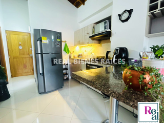 Foto 2 de Apartamento en Arriendo - 5to Piso con Ascensor en Unidad Cerrada