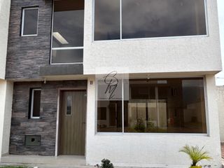 Foto 4 de ARRIENDO CASA TUMBACO RUTA VITA, 3 DORMITORIOS