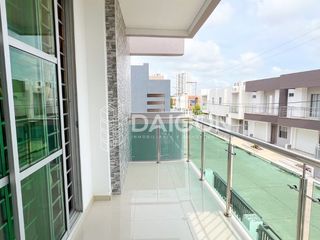 Foto 16 de Casa de 2 pisos, 4 habitaciones, 5 baños en Rosendo Garcés, Montería