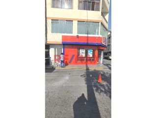 Foto 1 de 📢 ¡Alquiler De Amplio Local Comercial! 📢
