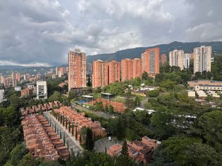 Foto 7 de VENDO APARTAMENTO EN LA TRANSVERSAL INFERIOR 116 METROS