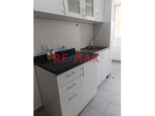 Foto 4 de ¡Atencion!, Venta De Acogedor Departamento En Condominio Andalucia, A Unas Cuadras De Av. Metropolitana I, En Piso 7