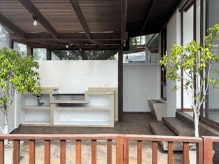 Foto 2 de SUITE DE RENTA, EN CUMBAYA, CON PATIO Y PERGOLA