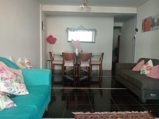 Foto 2 de Venta Departamento En Urb Santa Edelmira 2Do Piso (GAPONTE)