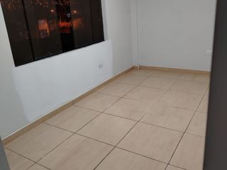 Foto 11 de ALQUILO DEPARTAMENTO DE 95 M2 PISO 3 URBANIZACION SANTA ISABEL CARABAYLLO