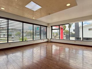 Foto 4 de OFICINA COMERCIAL EN RENTA- AV. GALO PLAZA LASSO FRENTE A HYUNDAI