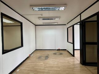 Foto 17 de OFICINA COMERCIAL EN RENTA- AV. GALO PLAZA LASSO FRENTE A HYUNDAI
