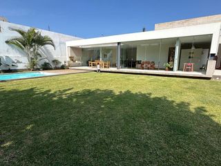 Foto 3 de MODERNA CASA CON PISCINA Y RECIÉN REMODELADA