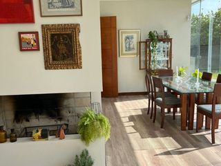 Foto 9 de MODERNA CASA CON PISCINA Y RECIÉN REMODELADA