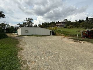 Foto 9 de LOTE INDUSTRIAL EN VENTA, AUTOPISTA MEDELLIN-BOGOTA, A 10 MINUTOS DEL AEROPUERTO