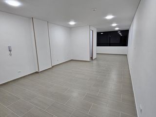 Foto 5 de Excelente oficina en venta ubicada en Mosquera