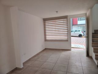 Foto 4 de CASA EN ARRIENDO CONJUNTO NAVARRA SECTOR LA ESPE