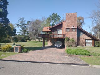 Foto 3 de Excelente Casa 2 Plantas en Las Praderas de Lujan