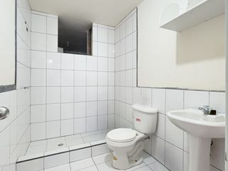 Foto 15 de En venta casa rentera con local comercial y cuatro departamentos