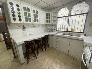 Foto 5 de CIUDADELA BELLAVISTA VENDO PRECIOSA Y AMPLIA CASA FULL ACABADOS, DOS PLANTAS, TRES DORMITORIOS.