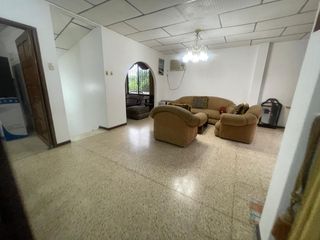 Foto 8 de CIUDADELA BELLAVISTA VENDO PRECIOSA Y AMPLIA CASA FULL ACABADOS, DOS PLANTAS, TRES DORMITORIOS.