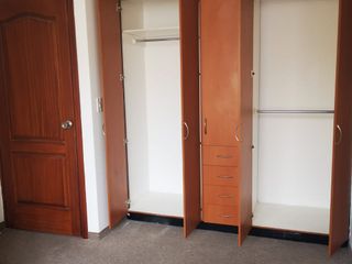 Foto 5 de VENDE CASA 3 DORMITORIOS SECTOR CARRETAS PORTAL SHOPPING AV. SIMON BOLIVAR