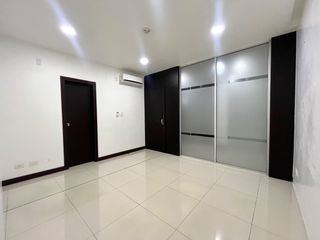 Foto 1 de Murano Hermosa Oficina en venta, Parque central