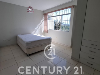Foto 2 de SE VENDE DEPARTAMENTO URBANIZACION LOS PALMEROS - TACNA